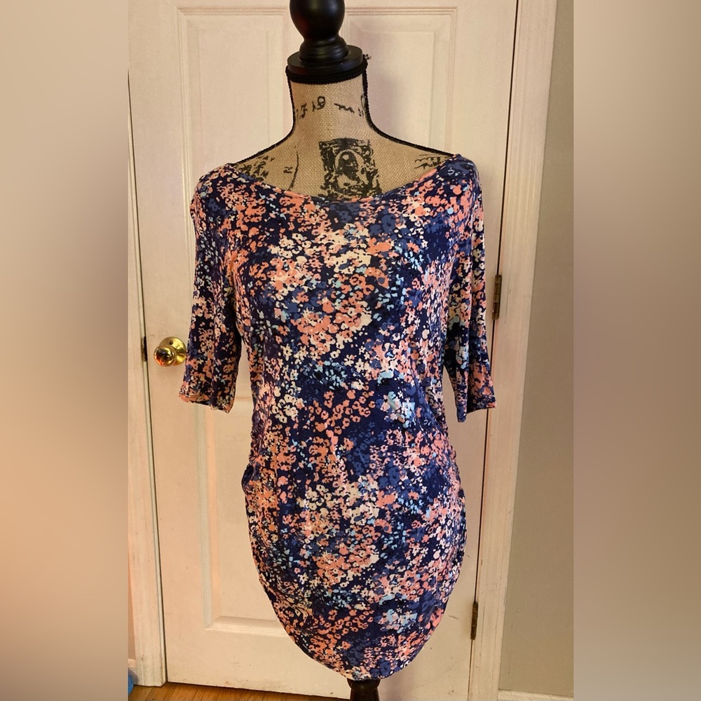 Floral maternity shirt
